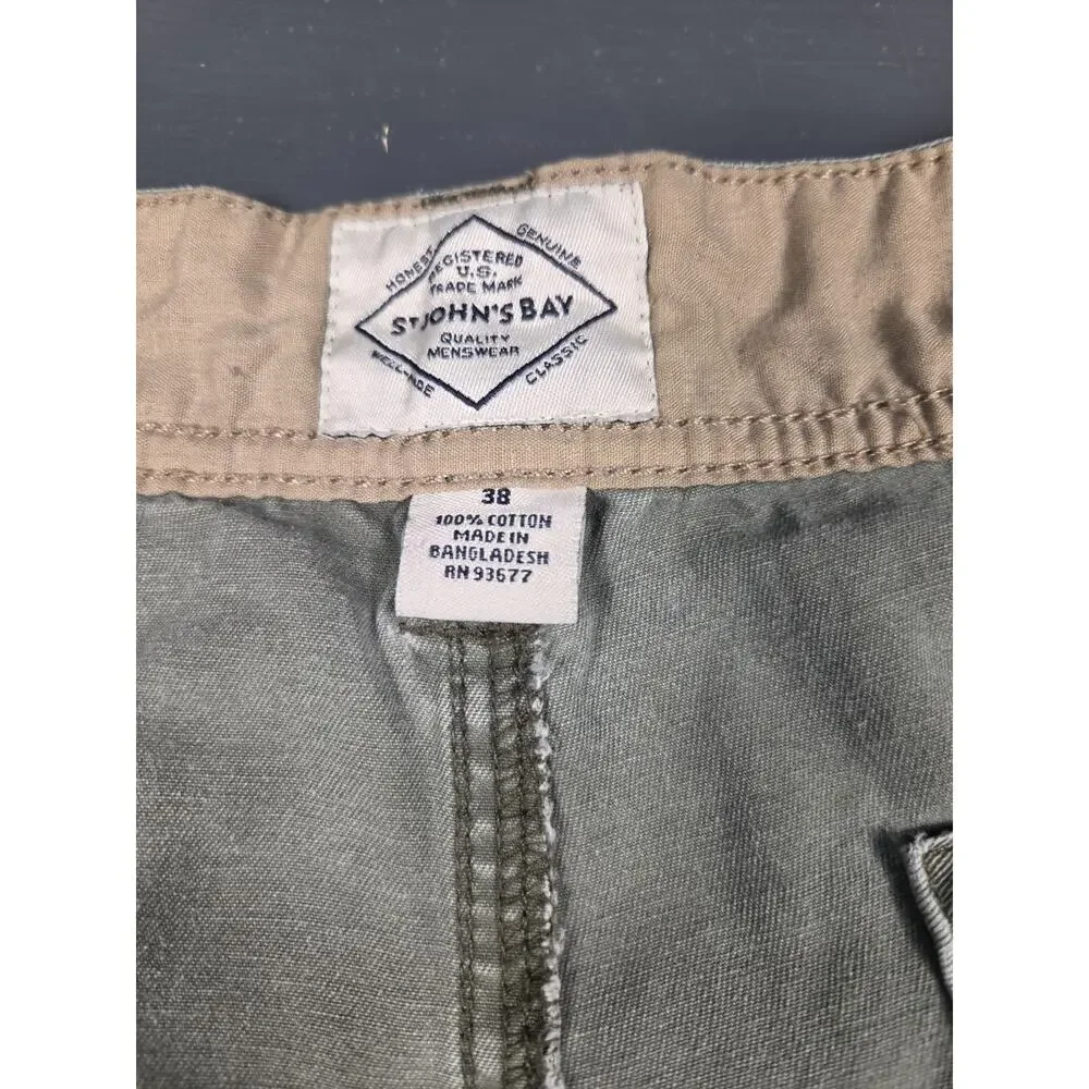 St. John's Bay Men's Cargo Shorts Olive Green Cotton Utility Hiking Size 38